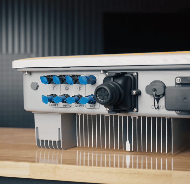 GoodWe GW12K-ET-20 G2 - Hybridwechselrichter mit 12 kW, 3 MPPTs & Notstrom